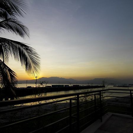 The Reef Hotel And Residences Olongapo Zewnętrze zdjęcie