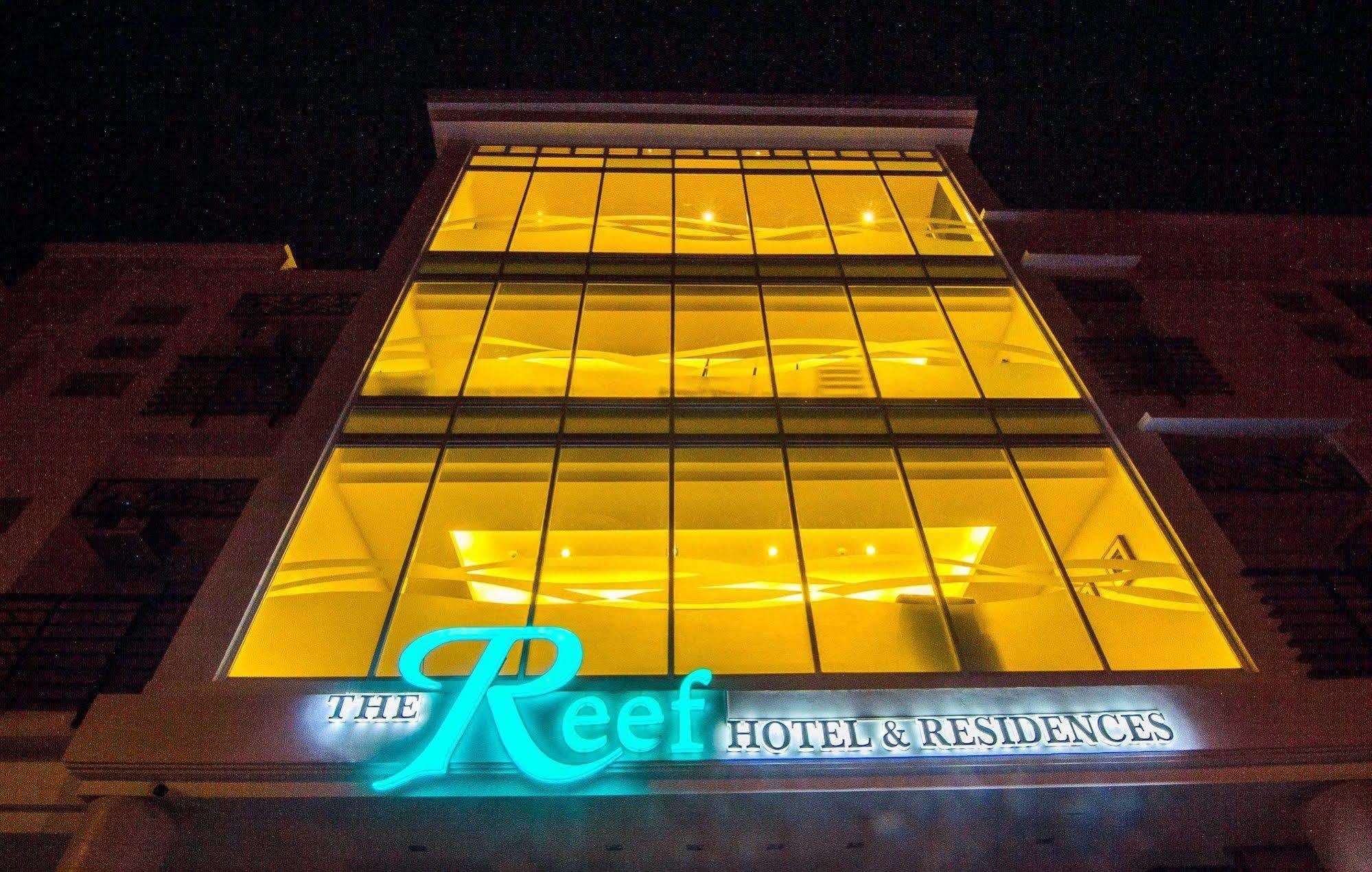 The Reef Hotel And Residences Olongapo Zewnętrze zdjęcie